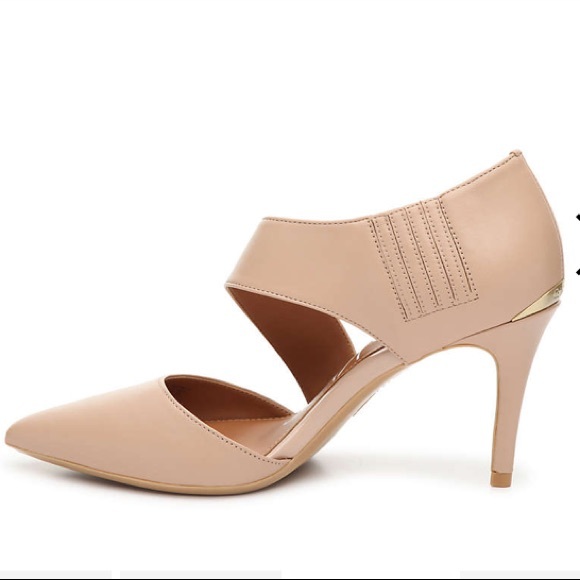 2 DAY SALE - NEW Calvin Klein Heels - Picture 3 of 7